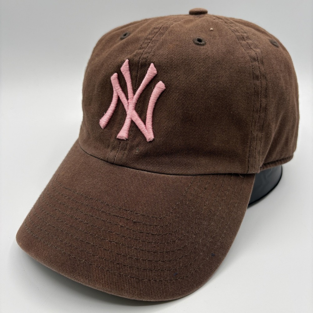 New York Yankees Womens Hat Twins Enterprise Strap Back Pink Brown MLB Vintage